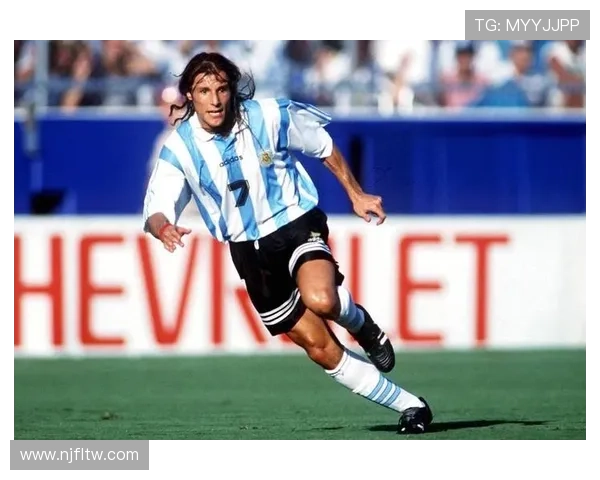 全球足球明星介绍及其成就与影响力分析