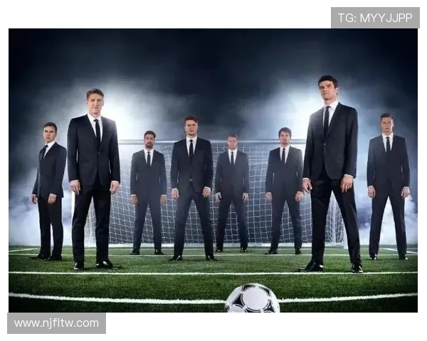 帅气头像男生与足球明星的完美结合展现运动魅力与时尚风采